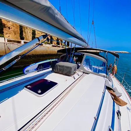 Botel In A Boat - Algarve Albufeira