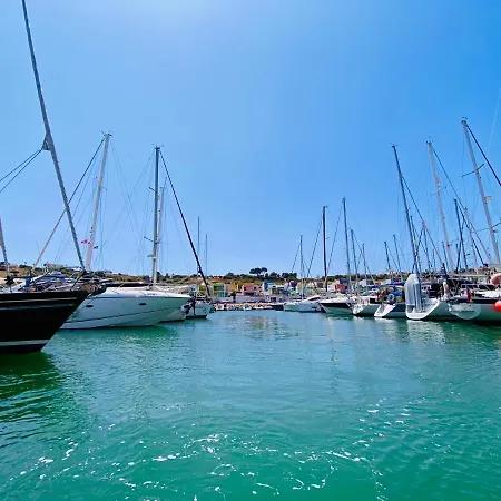 Botel In A Boat - Algarve *
